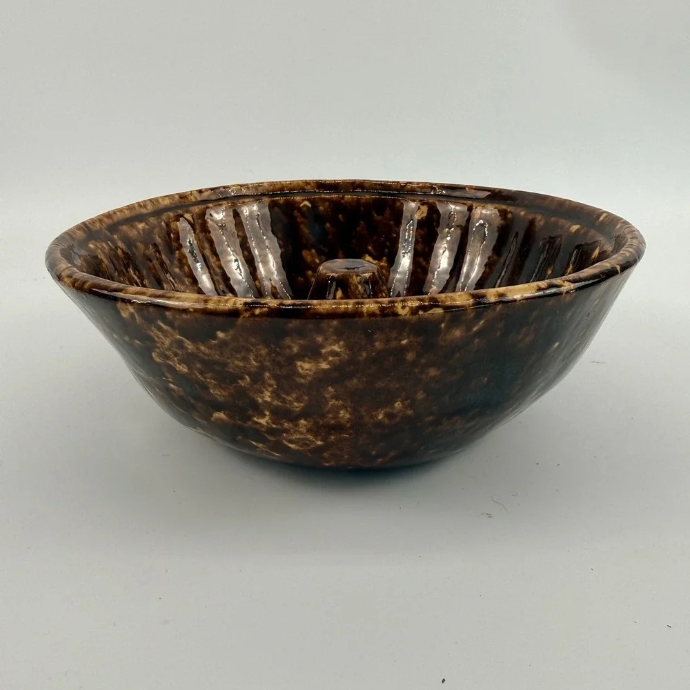 Rockingham Yellowware Fluted‎ Pudding Cake Mold Brown Glaze Antique 8.5